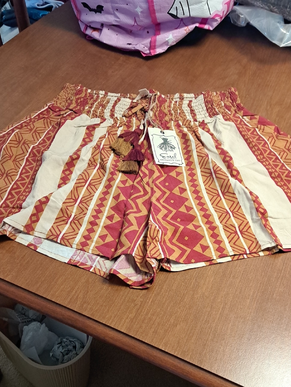 Easel Boho High-Waist Shorts in Rust and Cream Tribal Printsel M
